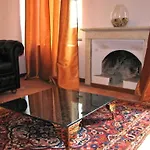 Ξενοδοχείο με διαμερίσματα Parizzi Suites&studio Restaurant