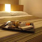 Aparthotel Parizzi Suites&studio Restaurant Parma
