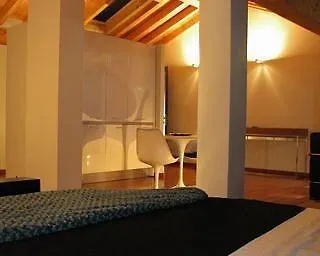 Aparthotel Parizzi Suites&studio Restaurant 4*