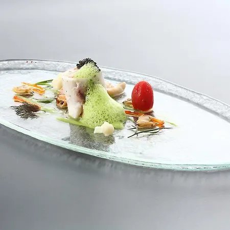 Parizzi & Restaurant 4*