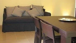 Parizzi Suites&studio Restaurant Aparthotel