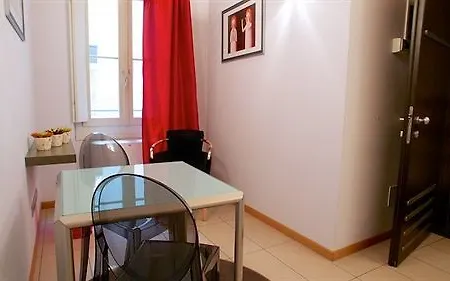 Parizzi Suites&studio Restaurant 4* パルマ