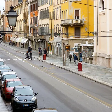 Aparthotel Parizzi Suites&Studio Restaurant Parma