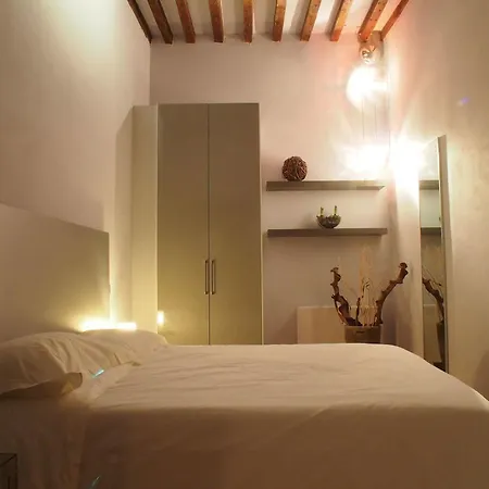 Parizzi Suites&studio Restaurant 4*