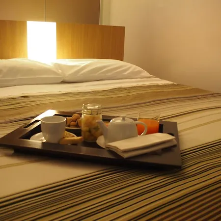 Aparthotel Parizzi Suites&studio Restaurant Parma