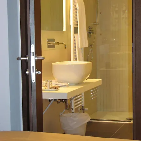 Parizzi Suites&studio Restaurant 4* Parma