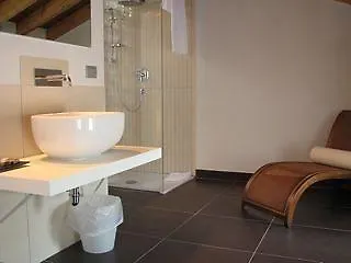 Parizzi Suites&Studio Restaurant Ξενοδοχείο με διαμερίσματα 4*