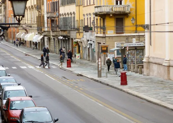 Ξενοδοχείο με διαμερίσματα Parizzi Suites&Studio Restaurant Πάρμα