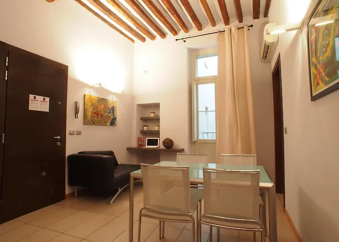 Aparthotel Parizzi Suites&Studio Restaurant Parma