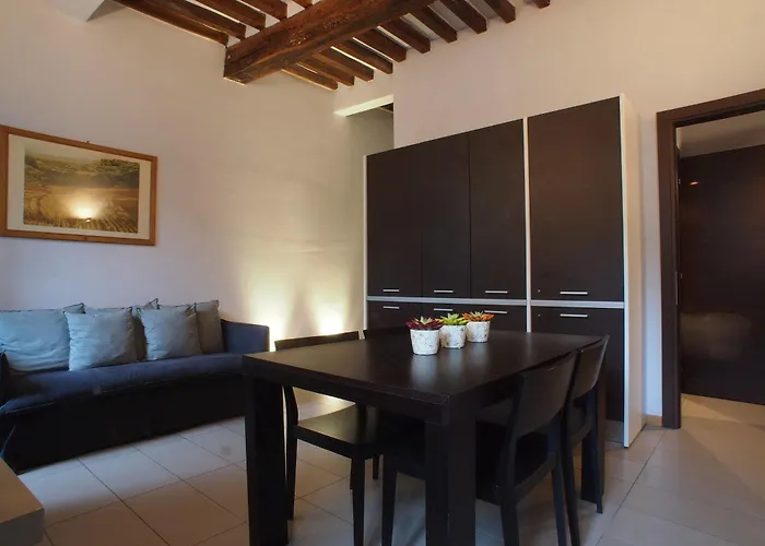 Ξενοδοχείο με διαμερίσματα Parizzi Suites&Studio Restaurant