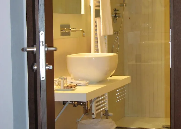 Parizzi Suites&Studio Restaurant 4* Parma